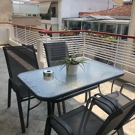 Family House Трикала