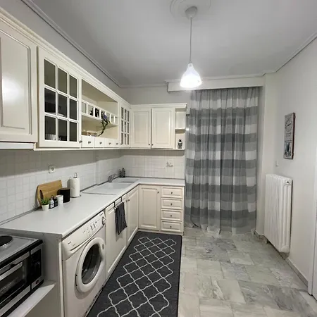 Апартаменты Family House *