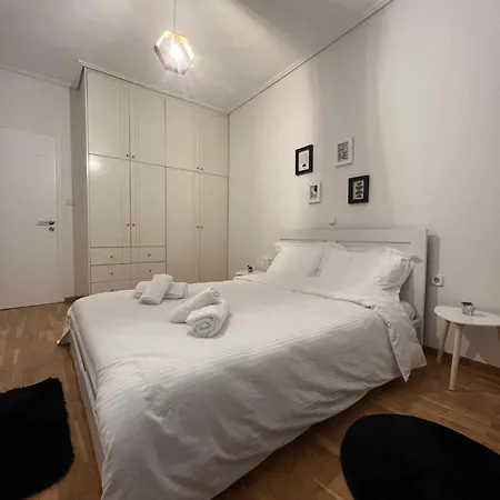 Family House Апартаменты Трикала